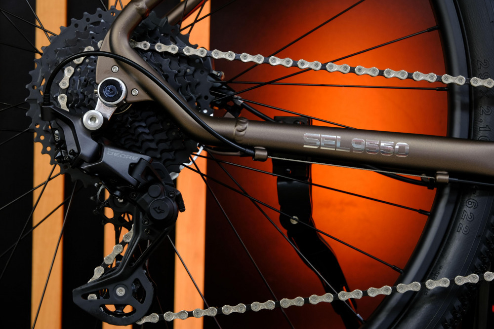 LORAK Sel 9550 Матовый Чёрный рама 21 (на рост 183-190)